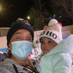 Meet your Posher, Della